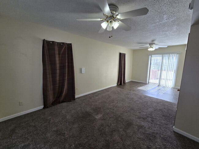 Foto del edificio - 330 Cottage St