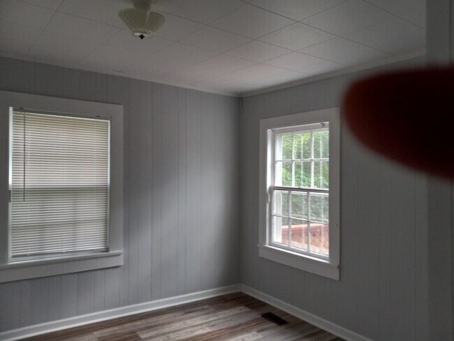 Foto del edificio - 2827 Wilkinson Pike