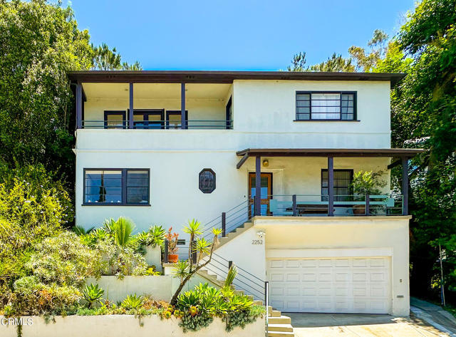 Primary Photo - 2252 Panorama Terrace