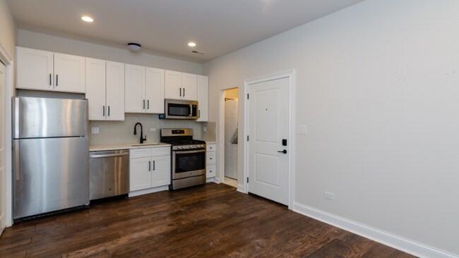 Photo - 1933 S May St Apartment