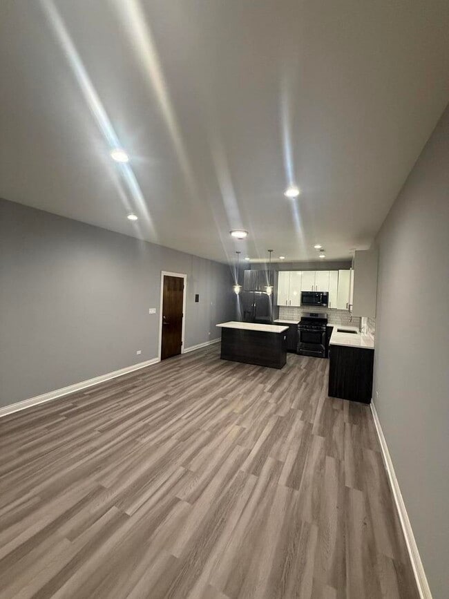 Foto del edificio - 4525 S Prairie Ave