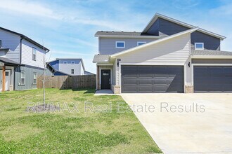 Building Photo - 1508 SW Poigai Wy