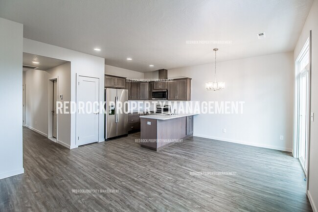 Foto del edificio - 227 S Woodlawn Rd