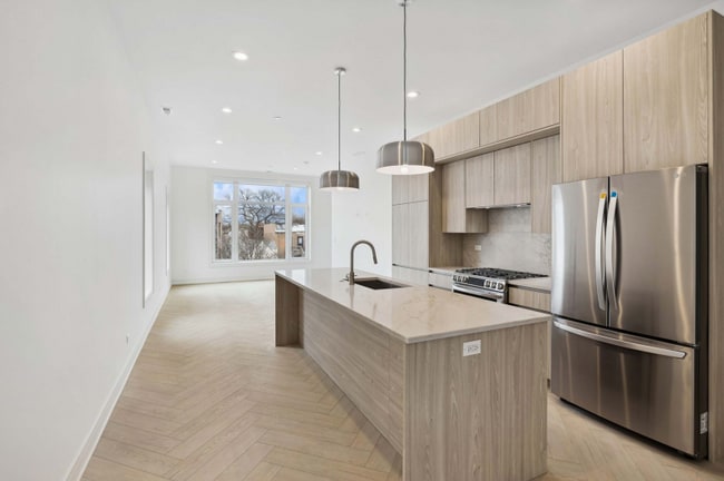 Building Photo - 3409 N Bosworth Ave