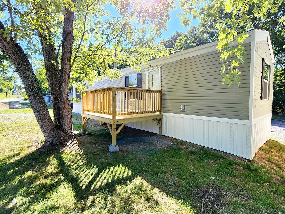 Foto principal - 1007 Allensville Rd