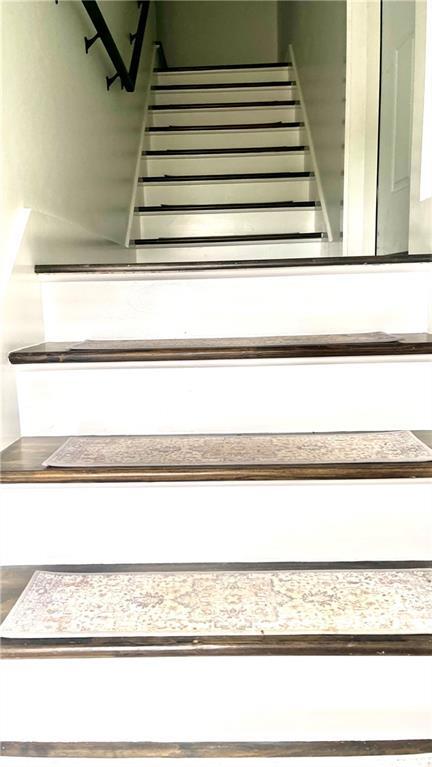 Foto del edificio - 216 Maple Ave