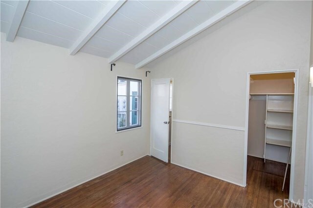Foto del edificio - 209 Cypress Dr