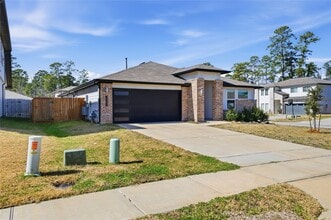 Building Photo - 14251 Big Bnd Dr
