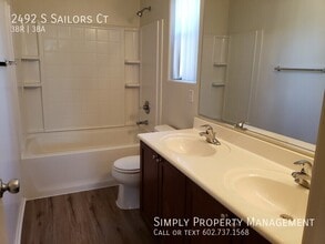 Building Photo - 2492 S Sailors Ct