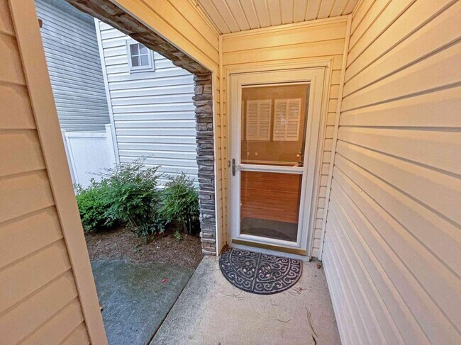 Building Photo - 182 Windcroft Ct NW