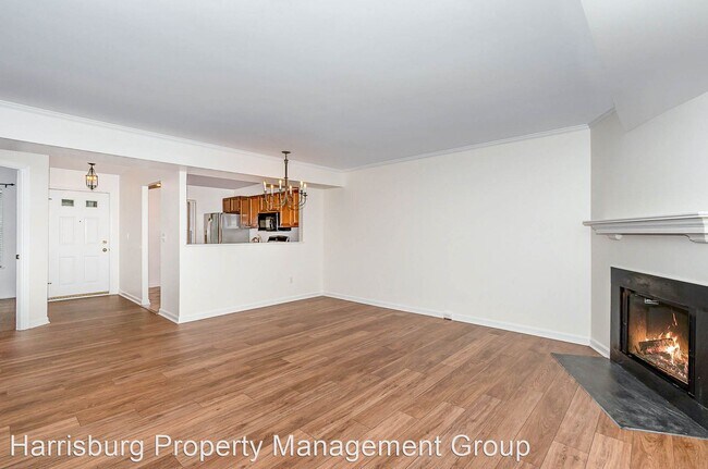 Building Photo - 3 br, 2.5 bath House - 608 Cambridge Ct