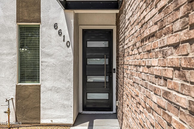 Building Photo - 6610 N 16th St