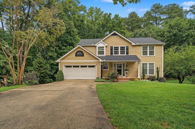 Building Photo - Spacious 4-Bed Oasis with Basement in Cary