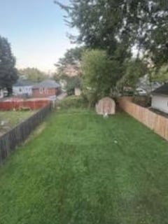Large backyard - 919 Yeoman Street