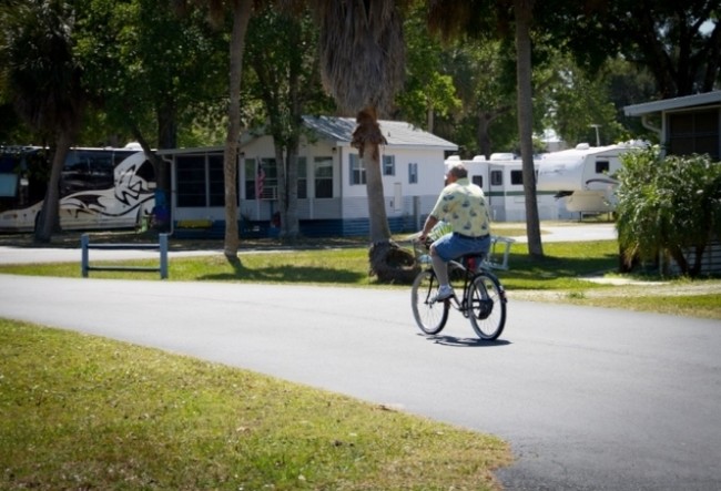 Foto del edificio - Space Coast RV Resort