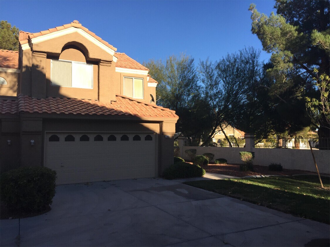 Foto principal - 7608 Sudan Ct