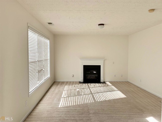 Building Photo - 119 Silver Arrow Cir