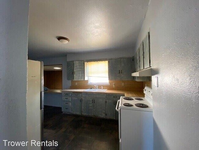 Foto del edificio - 3 br, 2 bath House - 613 E 54th