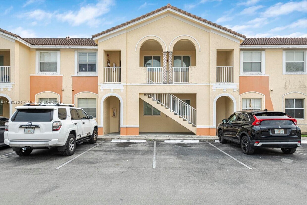 Primary Photo - 1656 SE 29th Ct
