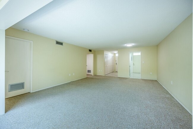 Foto del edificio - Beautiful 2bed/2bath Condo For Rent at Win...