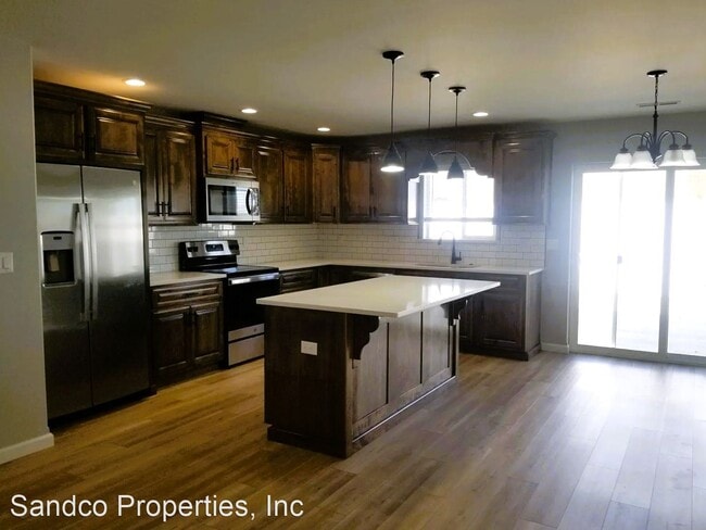 Building Photo - 3 br, 2 bath House - 87 Grant Drive, Unit "A"