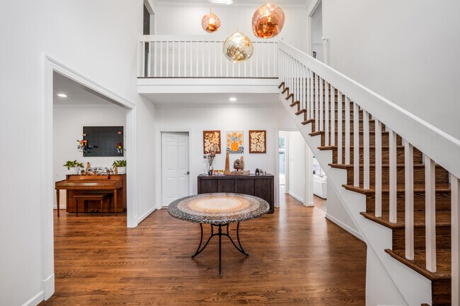 Vestíbulo - 7624 Wheatcroft Ct