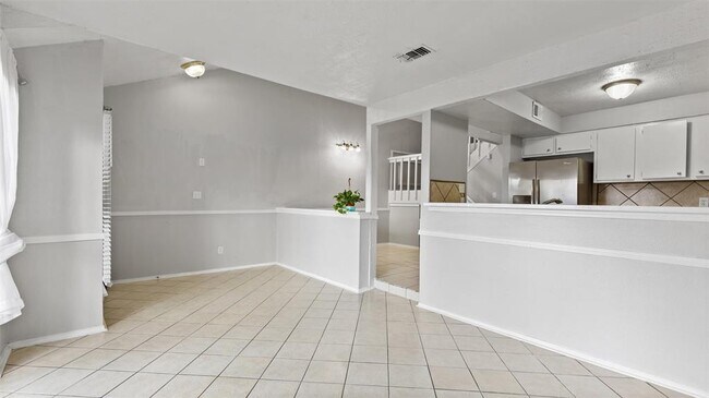 Building Photo - 8509 S Dairy Ashford Rd