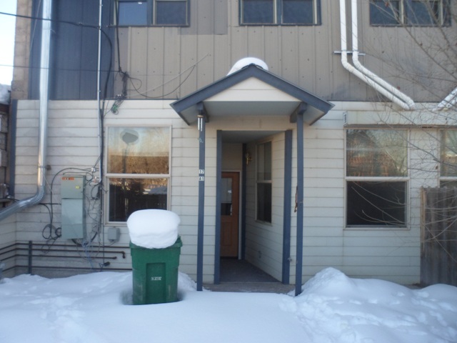 Building Photo - 17 W Mill St