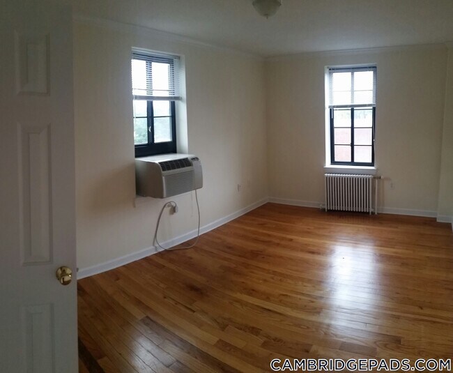 Foto del edificio - 60 Brattle St