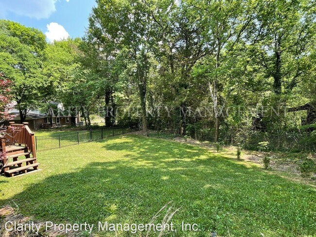 Building Photo - 4 br, 2.5 bath House - 1010 Bramblewood Tr...