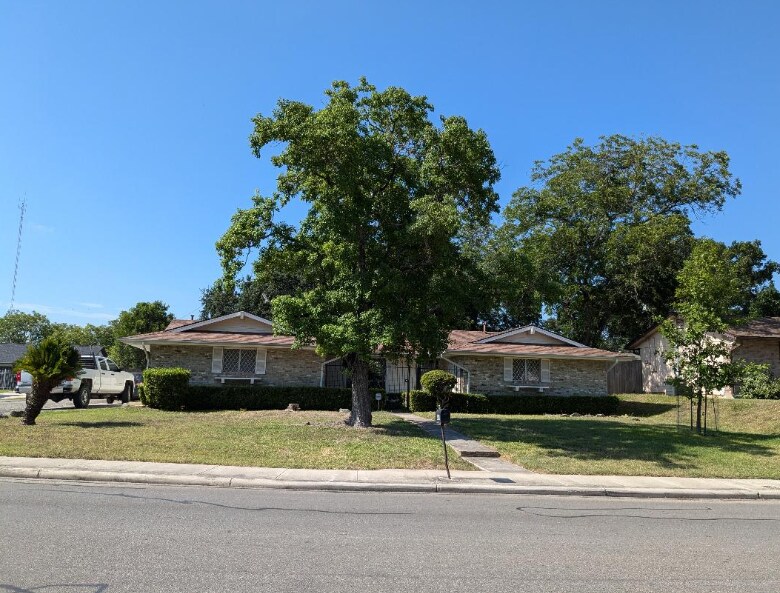 Primary Photo - 4602 Cambray Dr