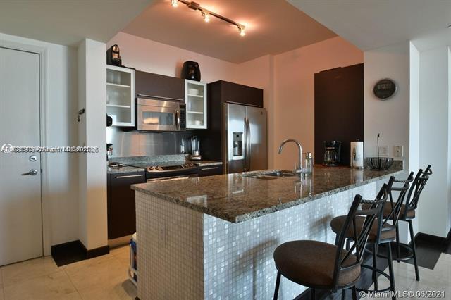 Primary Photo - 951 Brickell Ave