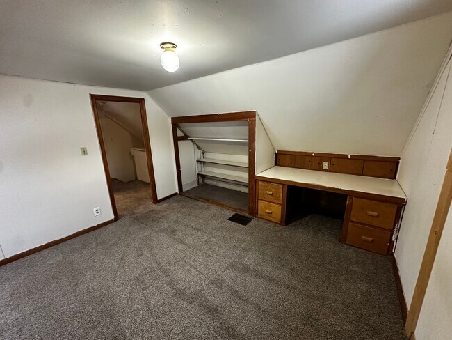 Foto del edificio - 1402 8th St E