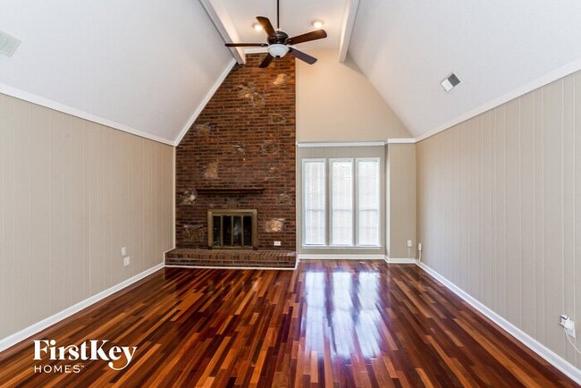 Building Photo - 2849 Rockcreek Pkwy