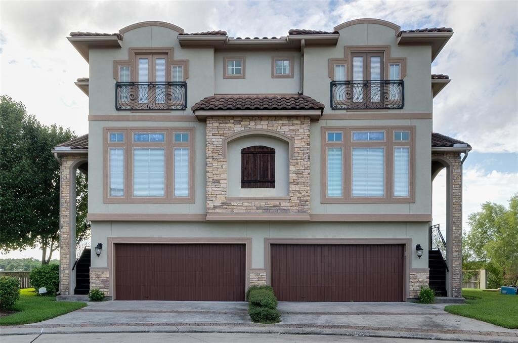 4140 Boardwalk Blvd, Seabrook, TX 77586 Condo for Rent in Seabrook