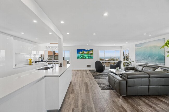 Foto del edificio - 245 Coast Blvd