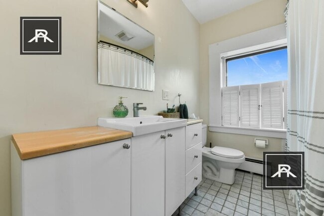 Foto del edificio - 2 bedroom in Brookline MA 02445