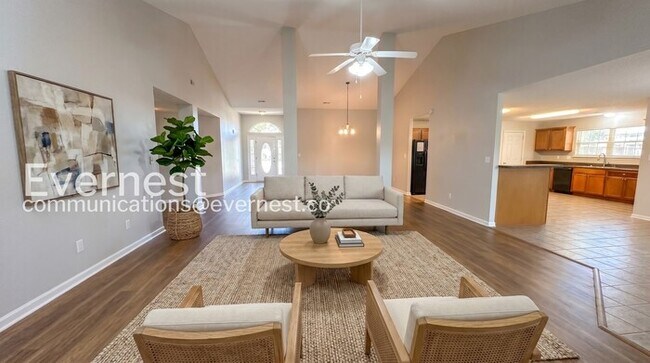 Foto del edificio - 113 Coldsprings Dr