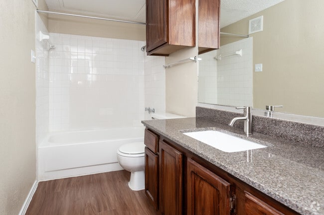 1BR,1BA-592sft_Upgraded - Summer Bend