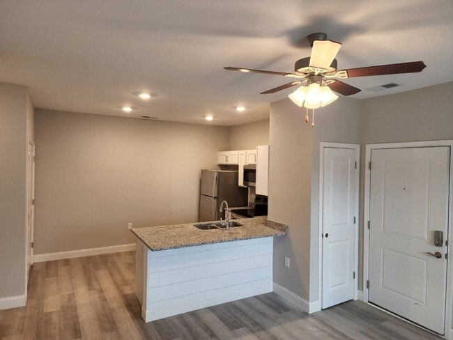 Building Photo - 2180 Prospector Ct