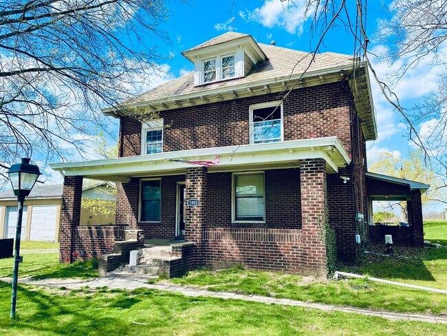 Foto del edificio - 1803 Harlansburg Rd