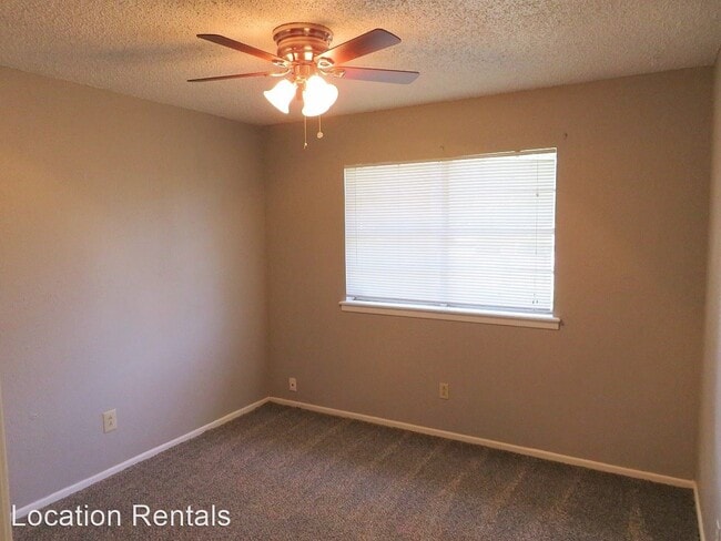 Building Photo - 3 br, 2 bath House - 8309 Hartford Avenue