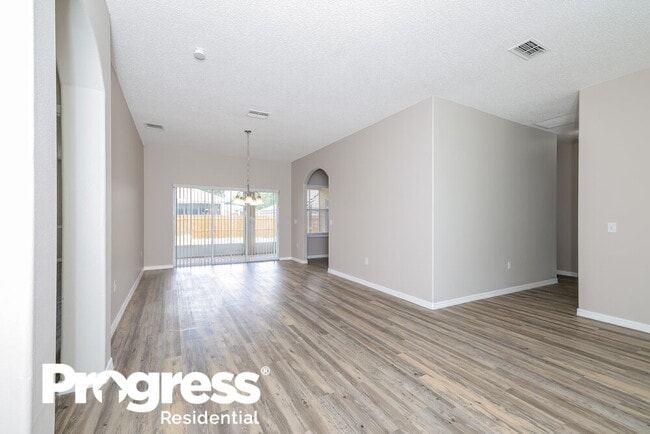 Building Photo - 133 Mediterranean Ct