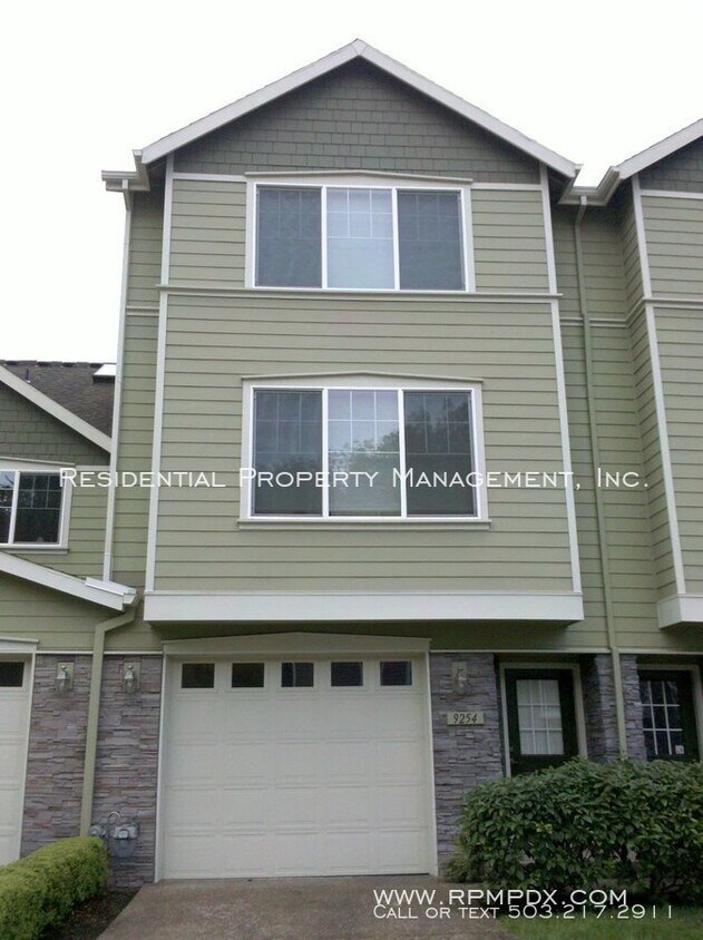 Primary Photo - Liberty Oaks Tualatin Townhome.