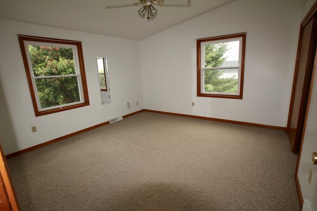 Building Photo - 1220 Ostrander Rd