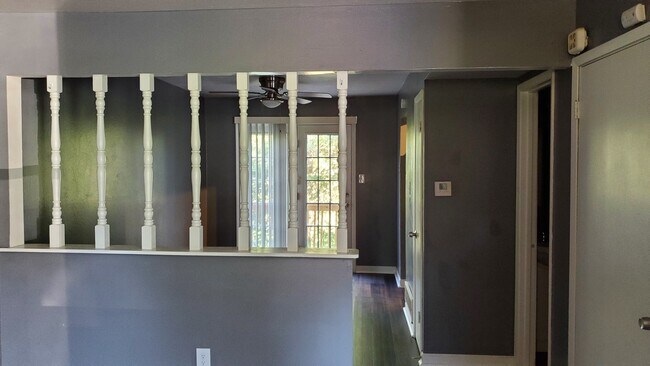 Building Photo - 6122 Quiet Lake Ct