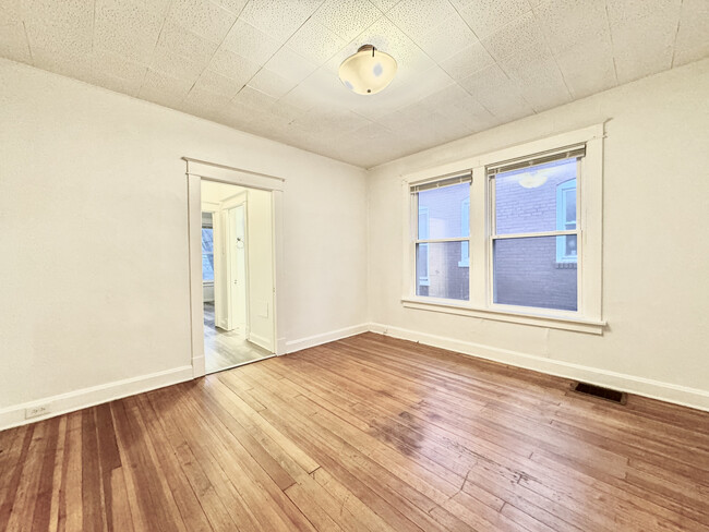 Building Photo - 6630 Garner Ave