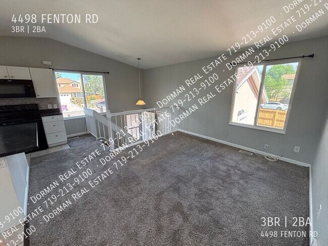 Foto del edificio - 4498 Fenton Rd