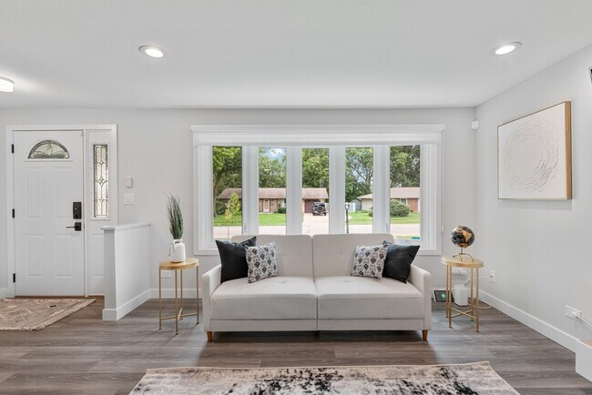 Foto del edificio - 227 Wakefield Ln