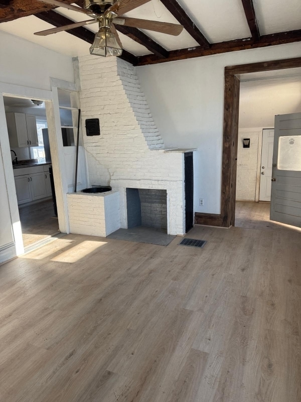 Foto del edificio - 967 Bedford St